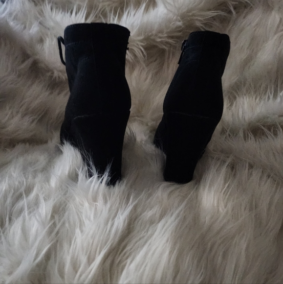 Booties - Picture 5 of 6